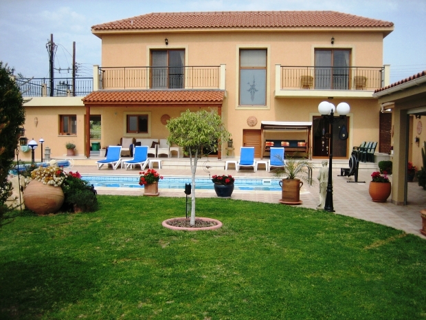 Detached Villa in Erimi-Limassol